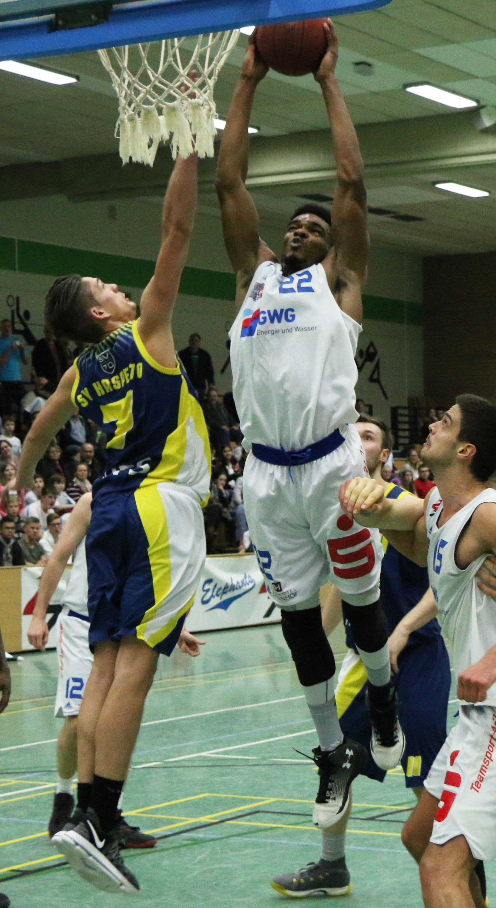 Malcolm Dunking Haspe WEB